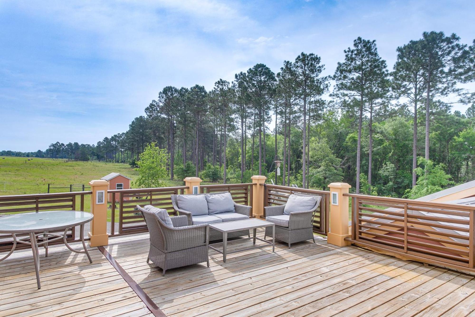 Secluded Home With Deck - Near Downtown Fitzgerald! Exterior foto