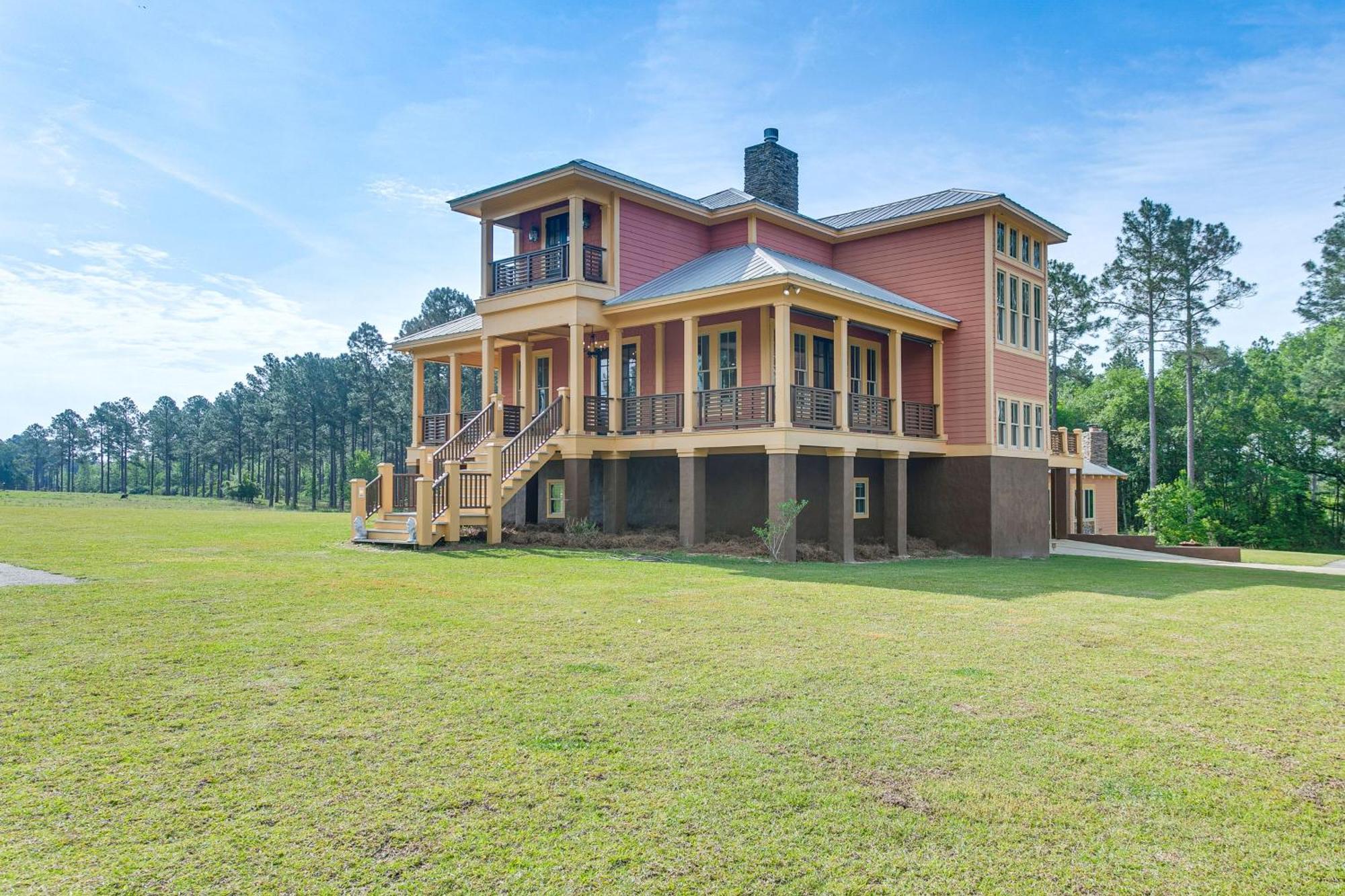 Secluded Home With Deck - Near Downtown Fitzgerald! Exterior foto